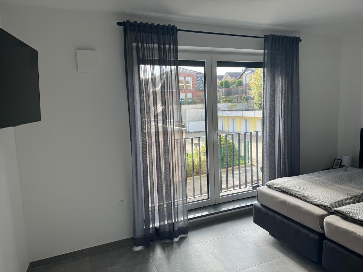 Rathausplatz Residenz Apartment Ubach-Palenberg Exterior photo